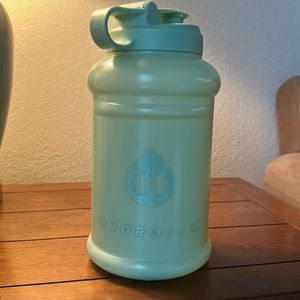 Green HydroJug 64oz Half Gallon